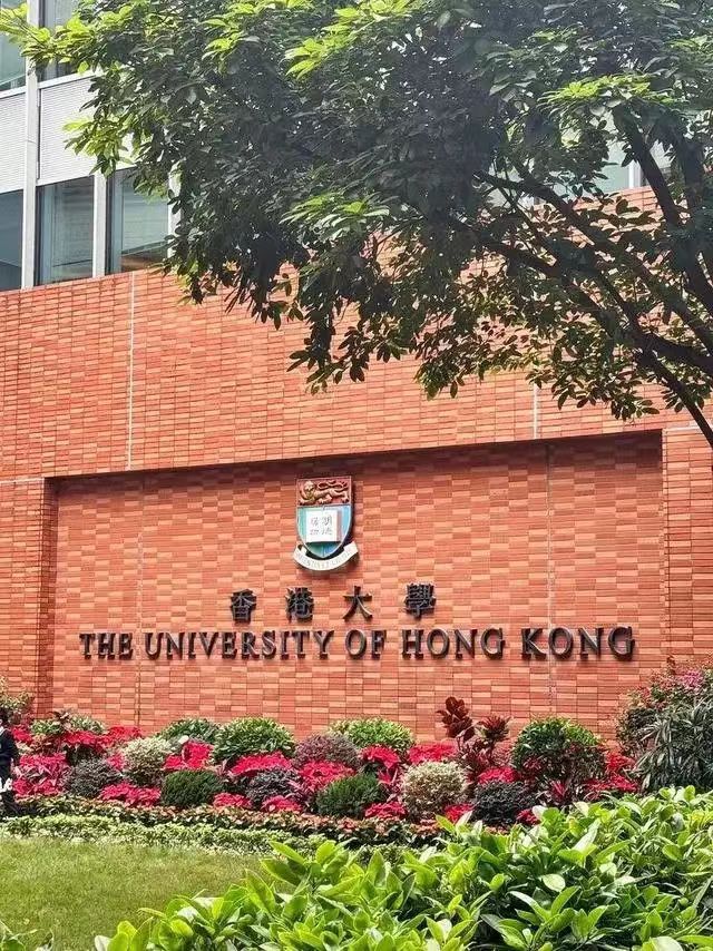 GAME STAR註冊:學歷一路造假,環球小姐被判入獄240天!